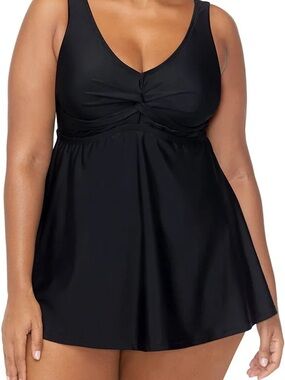 Raisins Curve Plus Size Lucia Solid V-Neck Cross Front Twist One Piece Swimdress